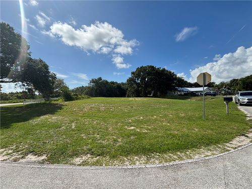 155 S 19th Cir Sw, Vero Beach, FL, 32962-7281 | Card Image