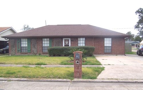 3700 Thomas Dr, Houma, LA, 70363 | Card Image