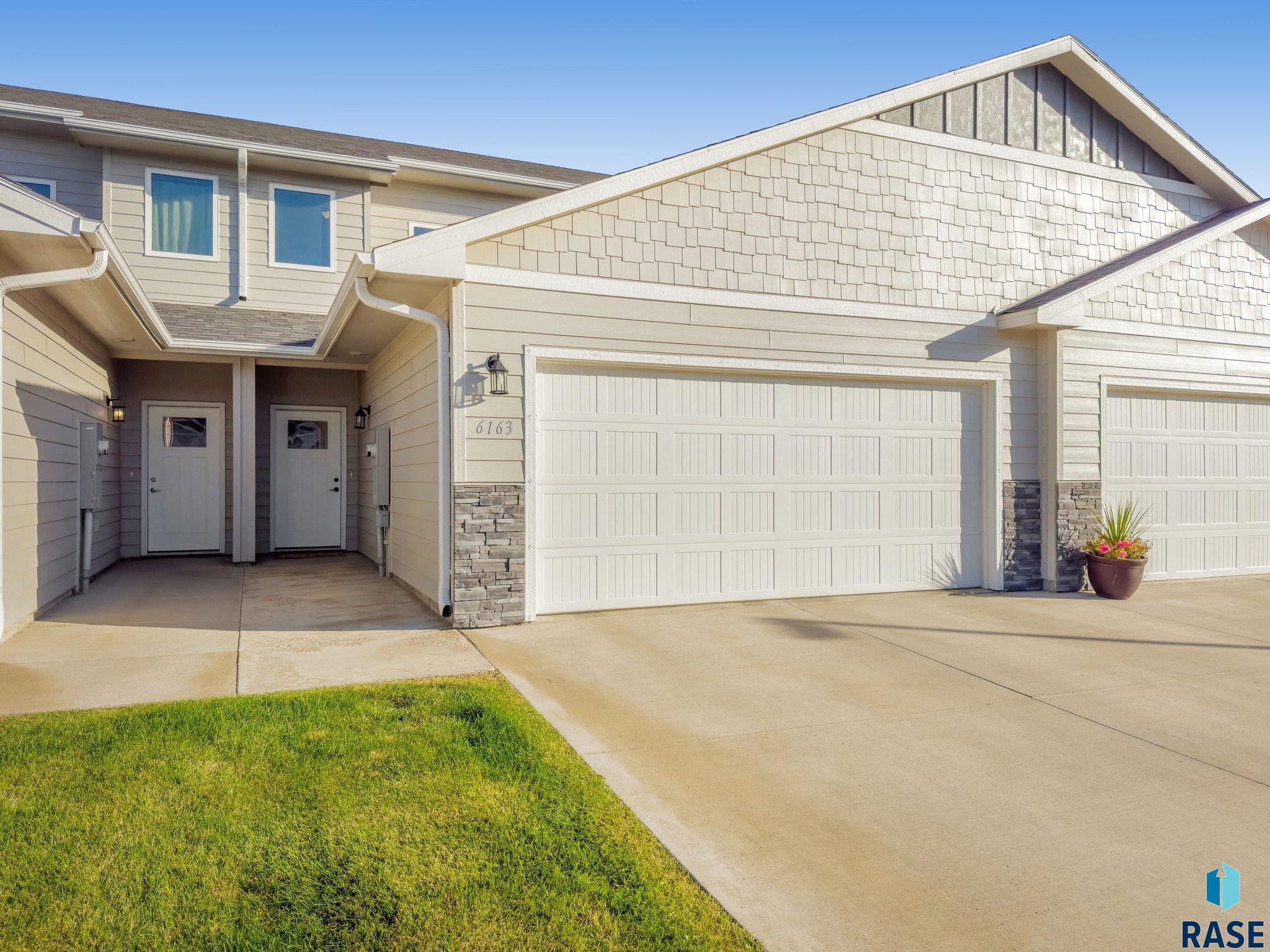 Alki Pl, Sioux Falls, SD 57108