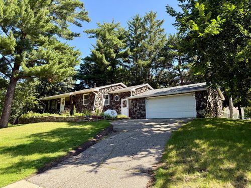 302 10th Ave N, Sauk Rapids, MN, 56379-2427 | Card Image