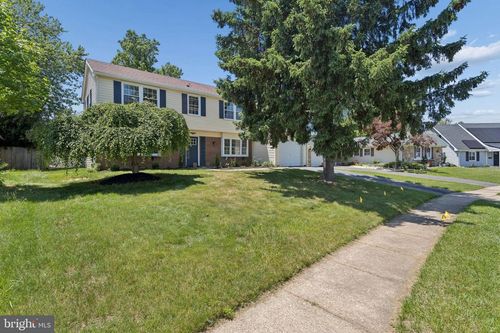 41 Gamewell Ln, Willingboro, NJ, 08046-3007 | Card Image