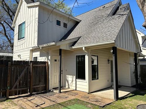 b-2209 Willow St, Austin, TX, 78702-5623 | Card Image