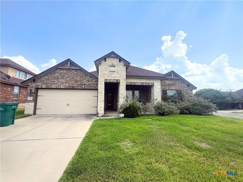 800 Siena Ct, Harker Heights, TX, 76548-8843 | Card Image