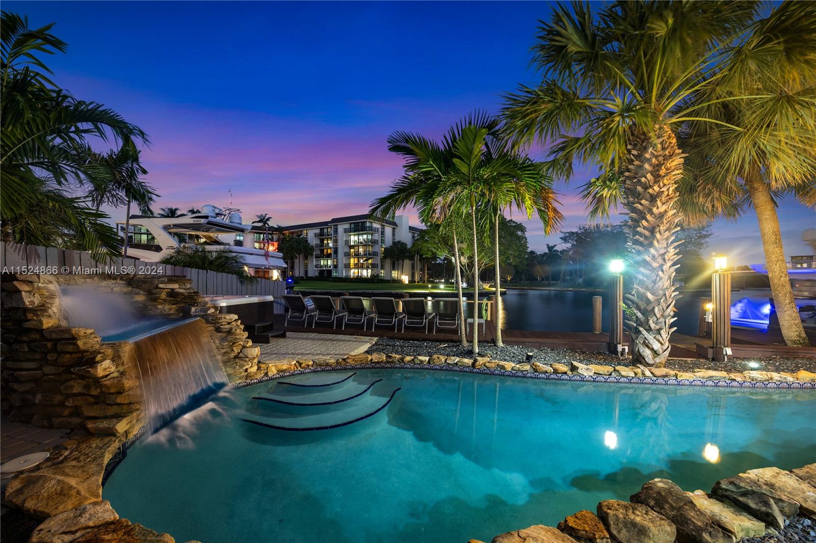 14th Ter, Fort Lauderdale, FL 33312