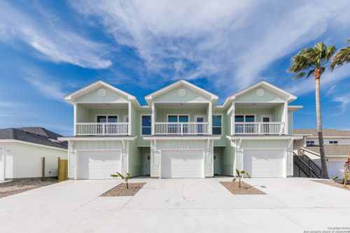 c-13970 Fortuna Bay Dr, Corpus Christi, TX, 78418-6324 | Card Image