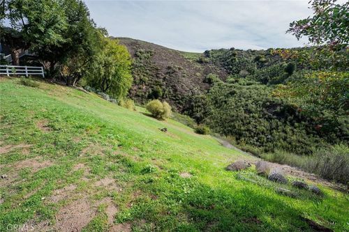 16 Holster Ln, Bell Canyon, CA, 91307-1020 | Card Image