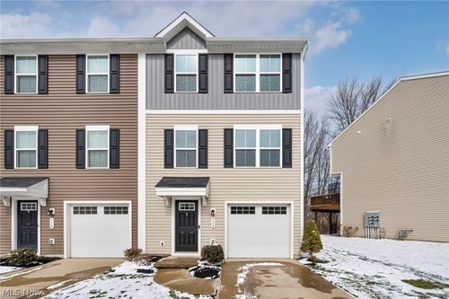 716 Pine Spring Dr, Painesville, OH, 44077-4153 | Card Image