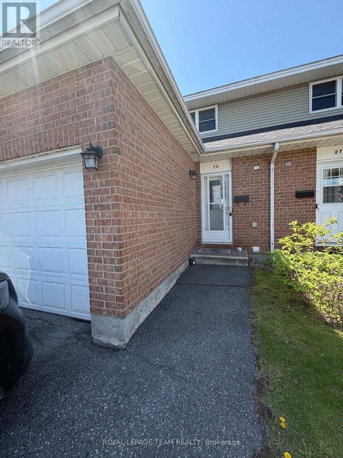 29 Bentbrook Cres, Nepean, ON, K2J3X9 | Card Image