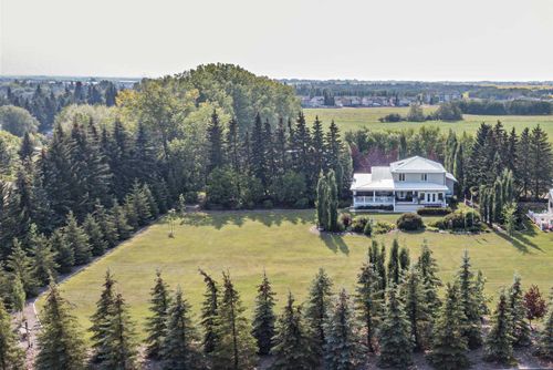 5218 57 St, Stettler, AB, T0C2L2 | Card Image