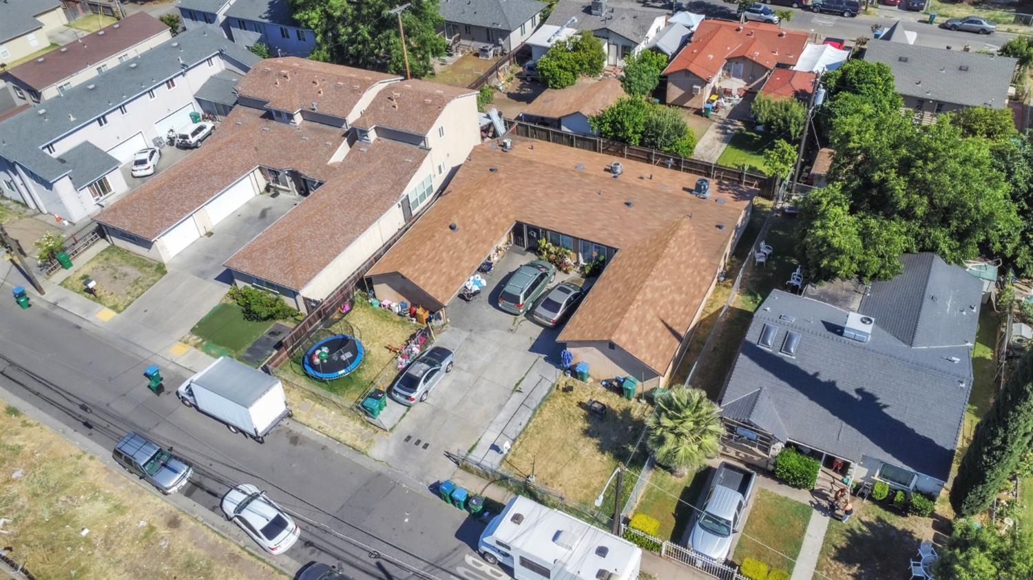 Residential Income in Stockton 3