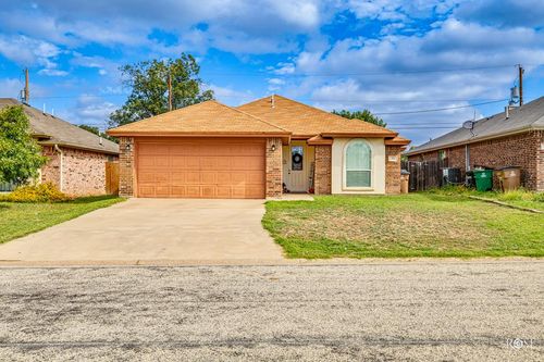 38 Amberwood Dr, San Angelo, TX, 76905 | Card Image