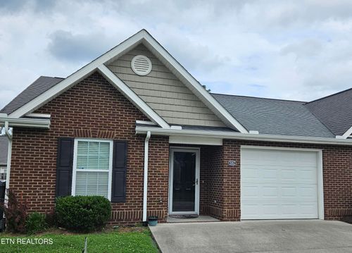 5012 White Petal Way, Knoxville, TN, 37912-3875 | Card Image