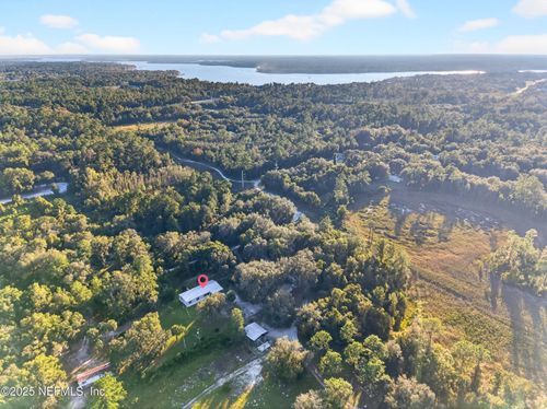 133 Rainbow Rd, Crescent City, FL, 32112-4621 | Card Image