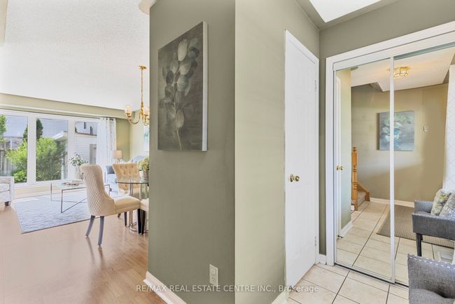 12 Sentimental Way, House attached with 3 bedrooms, 2 bathrooms and 1 parking in Brampton ON | Image 5
