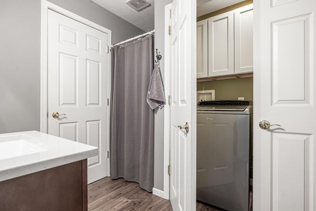 Bathroom-Laundry-Lower Level-01 | Image 24