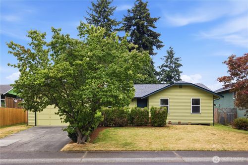 35311 19th Ave Sw, Federal Way, WA, 98023-6923 | Card Image