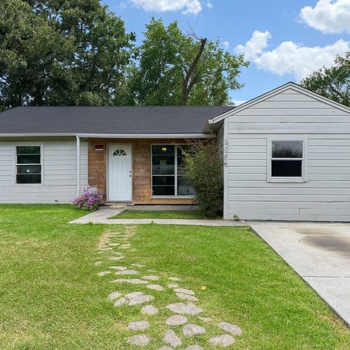 5254 Perry St, Houston, TX, 77021-3751 | Card Image