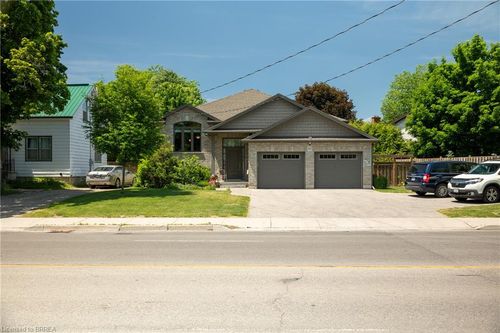 185 Mount Pleasant Street, Brantford, ON, N3T1T6 | Card Image