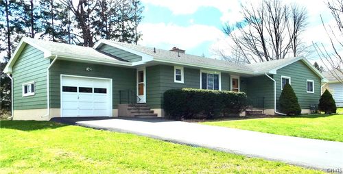 381 Genesee St, Oneida, NY, 13421-2611 | Card Image