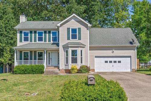 966 Roedeer Dr, Clarksville, TN, 37042-5977 | Card Image