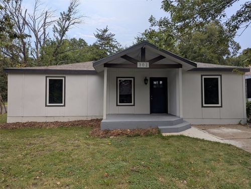 302 N Colbert Ave, Sherman, TX, 75090-6520 | Card Image