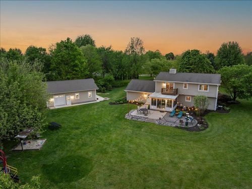 1004 Winnebago Circle, RICHFIELD, WI, 53033 | Card Image