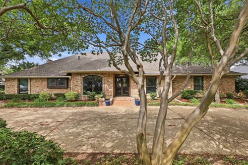 3001 S Country Club Rd, Garland, TX, 75043-1309 | Card Image