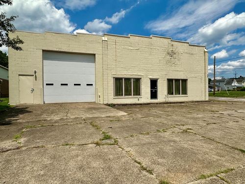 1-5753 Gallia St, Portsmouth, OH, 45662-5604 | Card Image