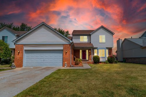 33738 Elmira Court, Livonia, MI, 48150 | Card Image
