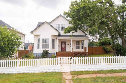 210 Water St, Sapulpa, OK, 74066-4236 | Card Image