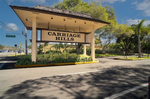 2-28-135 Essex Rd, Hollywood, FL, 33024-1334 | Card Image