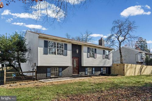 237 Poplar Ave, GLEN BURNIE, MD, 21061-2462 | Card Image