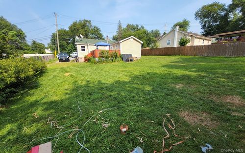 8 Orchard Lake Dr, Monroe, NY, 10950-6503 | Card Image