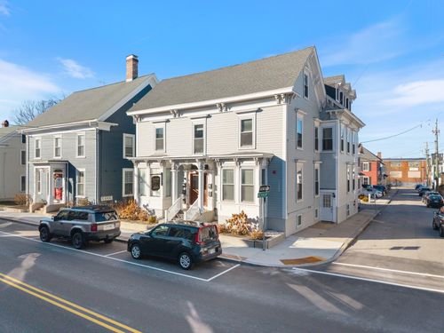 apt-2-303 Islington St, Portsmouth, NH, 03801-8220 | Card Image