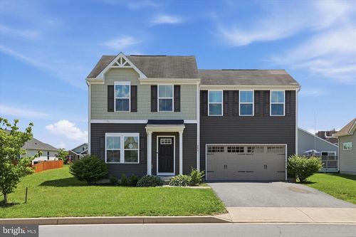 288 Aldershot Dr, MARTINSBURG, WV, 25405-5821 | Card Image