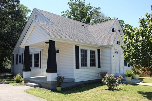 114 Oak St, Mcminnville, TN, 37110-2238 | Card Image