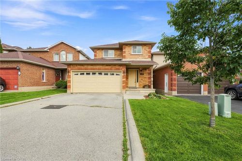 79 Lynnette Dr, Hamilton, ON, L9B2M5 | Card Image
