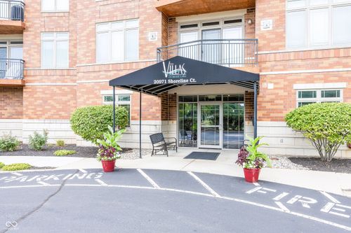 apt-408-20971 Shoreline Ct, Noblesville, IN, 46062-6851 | Card Image