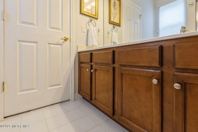 Neutral primary bath. | Image 17