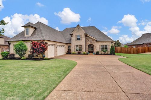 5504 Maple Landing Dr, Arlington, TN, 38002-7031 | Card Image