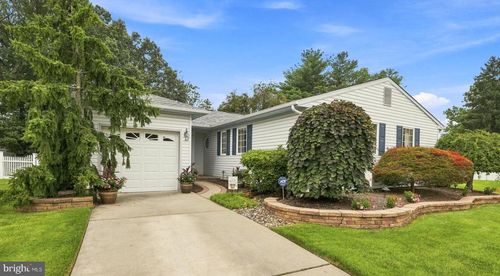 2743 Pettit Ln, PENNSAUKEN, NJ, 08109-3640 | Card Image