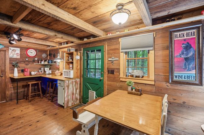 85 Clear Lake Ct, Home with 3 bedrooms, 2 bathrooms and null parking in Ellijay GA | Image 15
