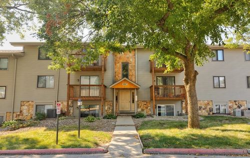 apt-21-9527 University Ave, Clive, IA, 50325-6356 | Card Image