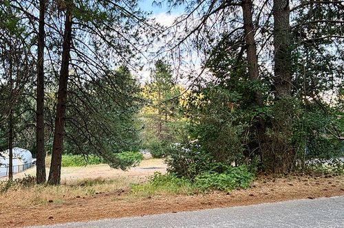 1.04 acre Lakeview Dr, Lakehead, CA, 96051 | Card Image