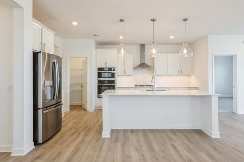 5198 Long Pointe Pass, Woodbury, MN, 55129-6303 | Card Image