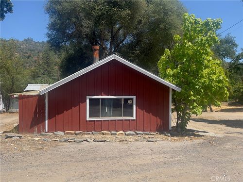 41045 Highway 41, Oakhurst, CA, 93644-8504 | Card Image