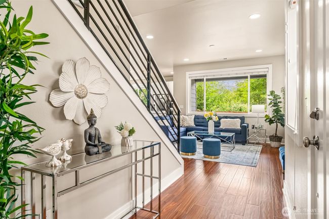 17818 38 Th Dr Se, Condo with 4 bedrooms, 3 bathrooms and null parking in Bothell WA | Image 4