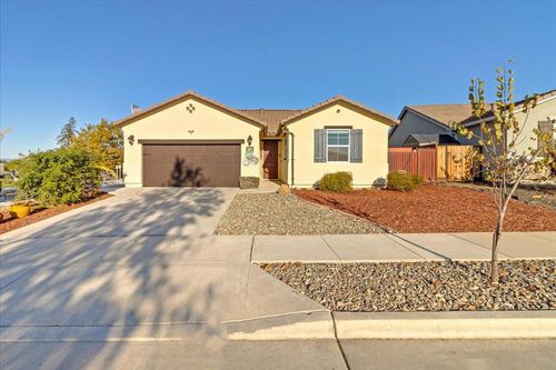 215 Lucero Dr, Hollister, CA, 95023 | Card Image