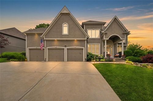 20733 W 92nd St, Lenexa, KS, 66220-3442 | Card Image