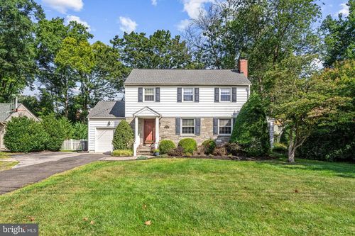 215 Oak Ave, HADDONFIELD, NJ, 08033-3922 | Card Image